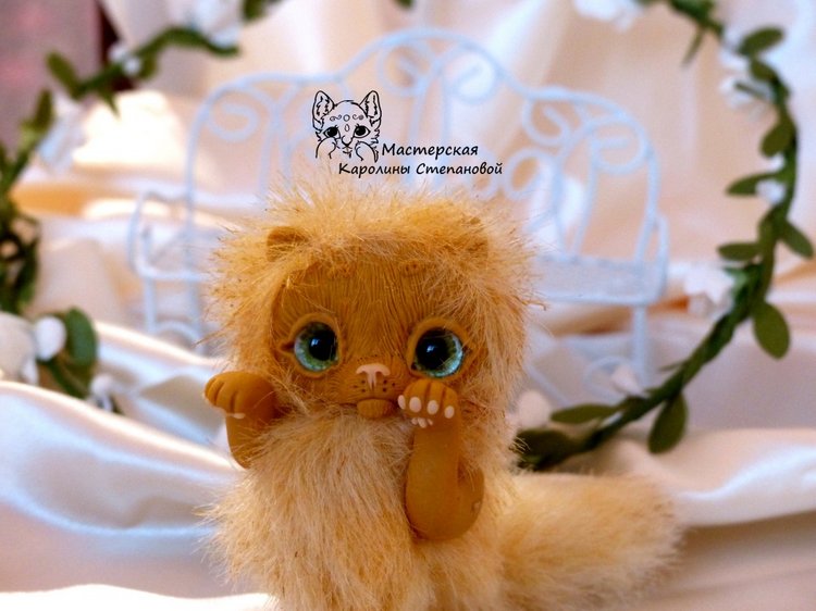 Котенок Персик 5.5 см — Игрушки в смешанной технике (мех и глина): Арт (фото 8)