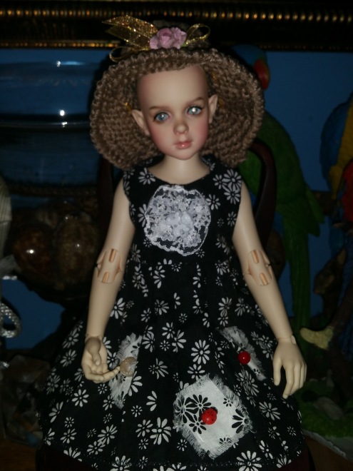 В поисках образа. Розочка примеряет парички. Опросник (фото 3)