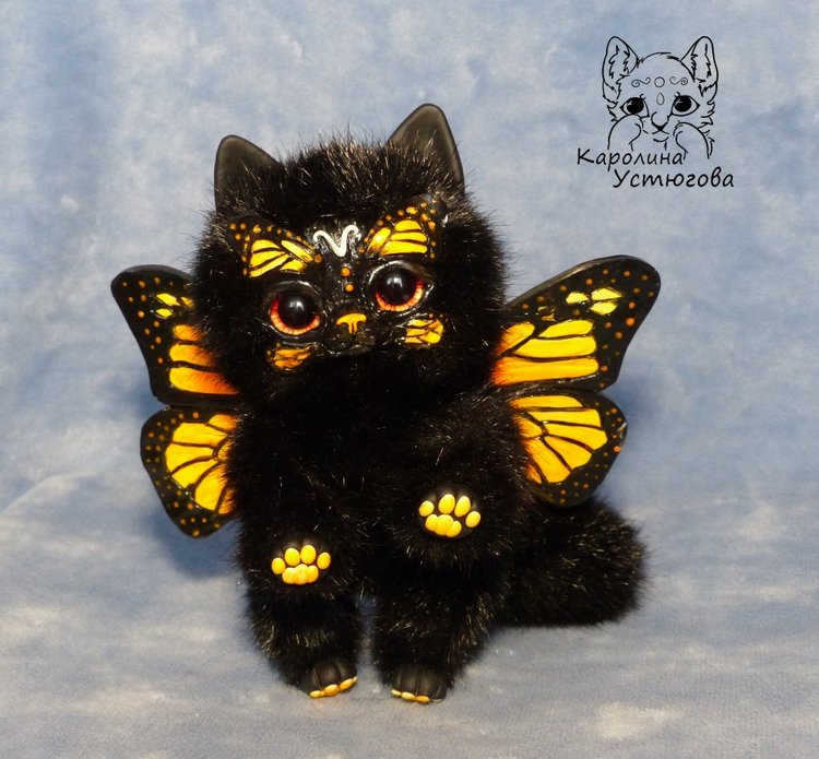Бабочковая кошка Папилиофелис - Монарх и ее котенок