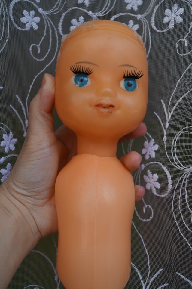 Четвёртая выписка февраля, которой могло не быть. Как заузить отверстие в шее советской куклы, чтобы голова не проваливалась