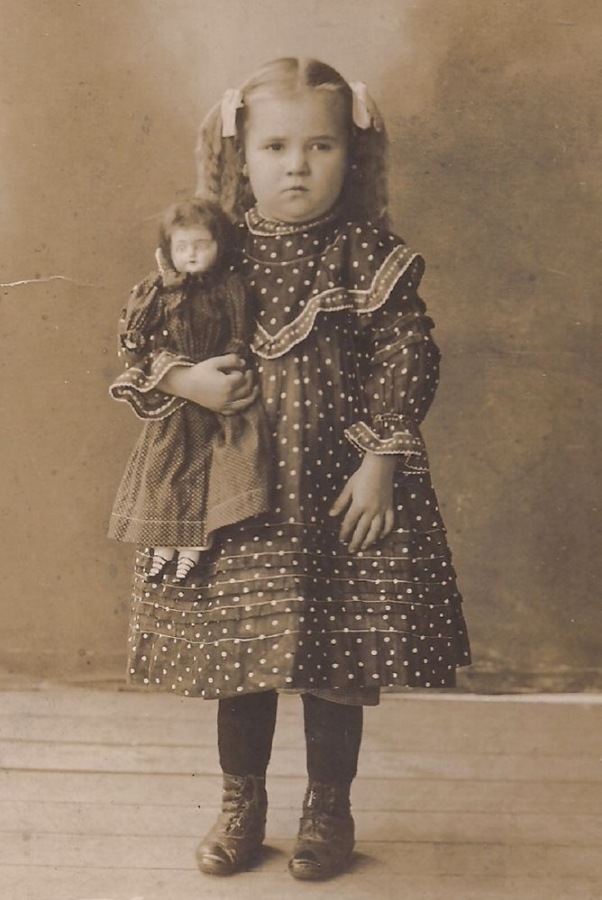 Мгновения жизни застывшие в фото или девочки другой эпохи