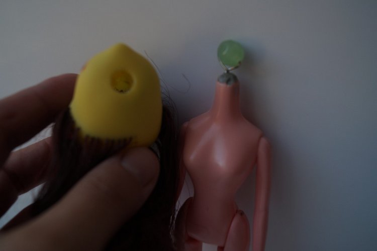 Первая июльская выписка. Две разные поломки шейного крепления - исправляем. Санаторий для кукол. И новые пациенты