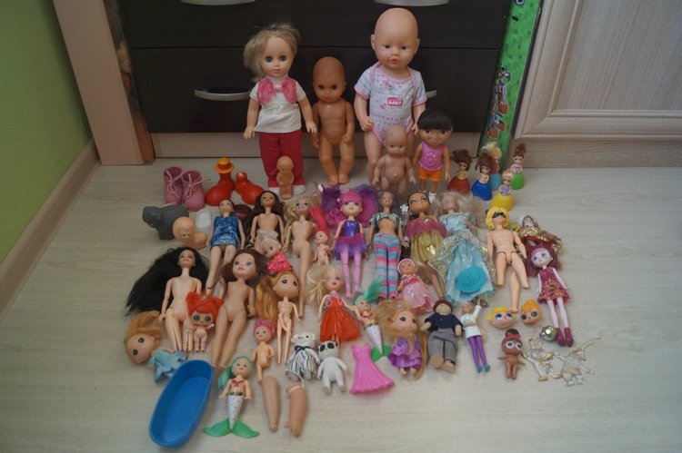 Приехали три посылки, открыла, а их четыре