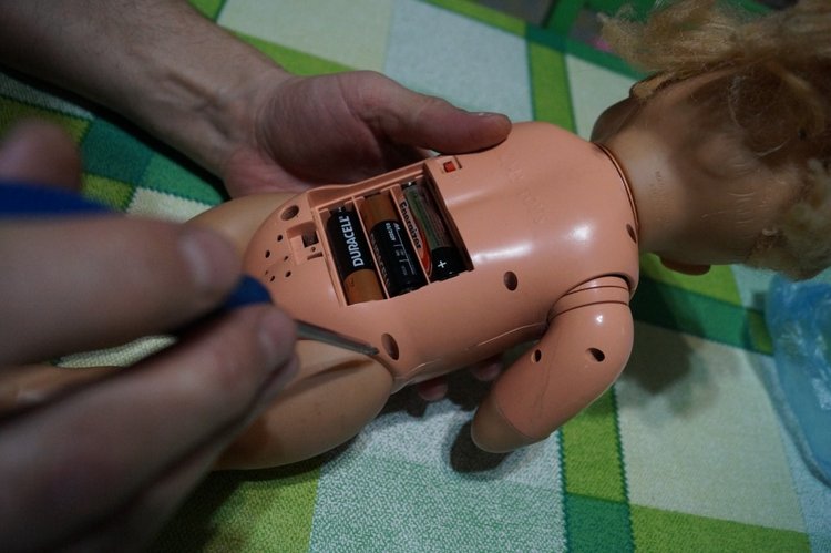 Третья выписка февраля. Сложная пациентка получила помощь нейрохирурга, бегемот Тотоша снова ловит шарики, лепка стоп +