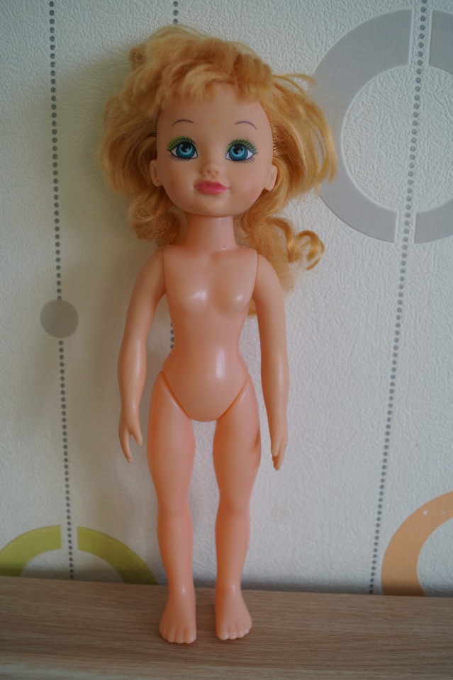 Четвёртая выписка февраля, которой могло не быть. Как заузить отверстие в шее советской куклы, чтобы голова не проваливалась