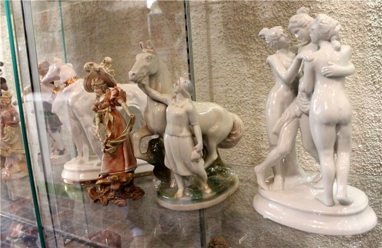 Старица, Музей фарфора — Фарфоровые статуэтки и фигурки: винтаж