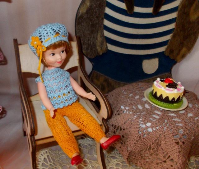 Мой подарок — Одежда и обувь для кукол своими руками: фото