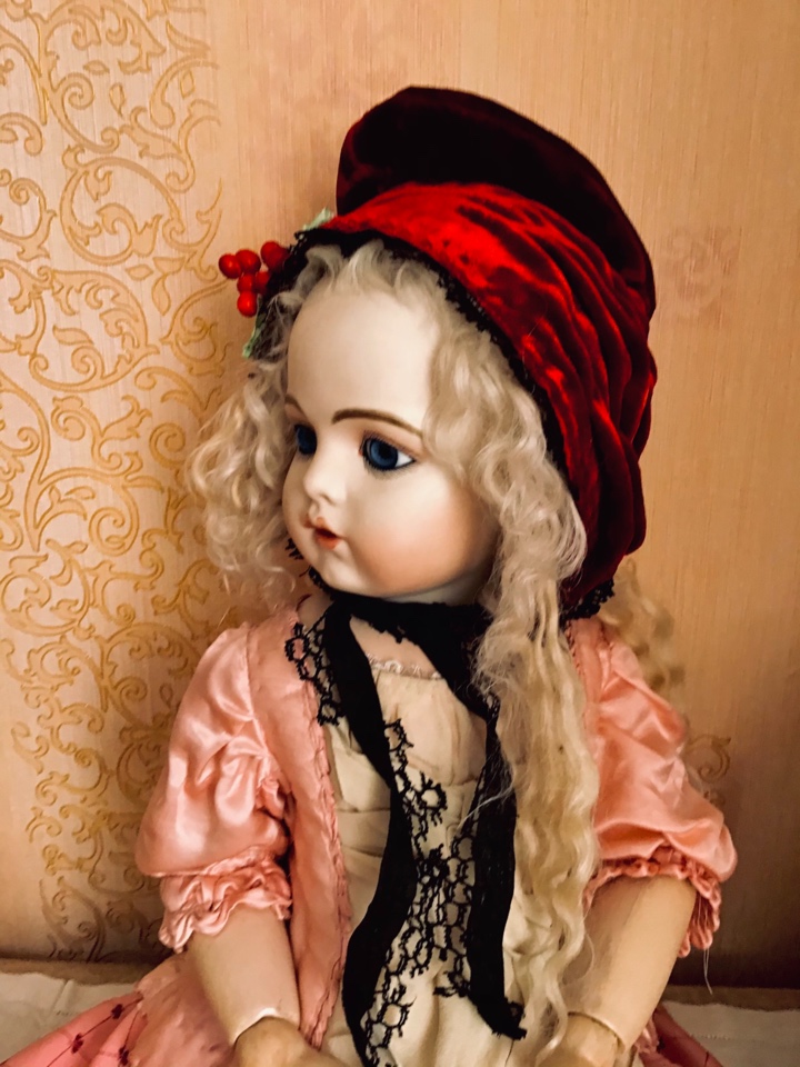 Тайны и ягоды любят все. Мой новый бонет "Остролист" | Бэйбики Тайны и ягоды любят все. Мой новый бонет "Остролист"