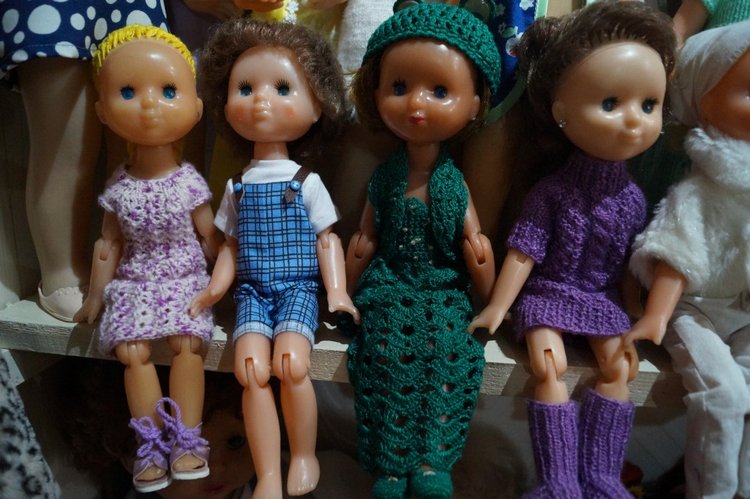 Вторая июньская выписка. Одни девочки! Кукла-загадка от Энергосбыта разгадана