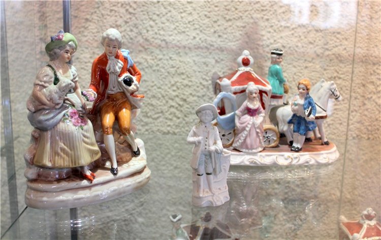 Старица, Музей фарфора — Фарфоровые статуэтки и фигурки: винтаж