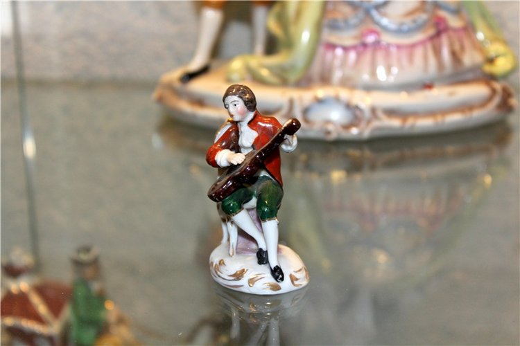 Старица, Музей фарфора — Фарфоровые статуэтки и фигурки: винтаж