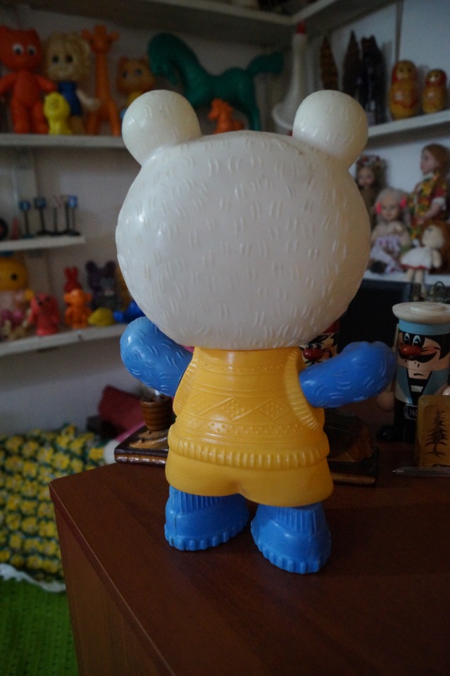 Обзор пластмассовых игрушек СССР, которые живут в моём музее | Бэйбики Обзор пластмассовых игрушек СССР, которые живут в моём музее