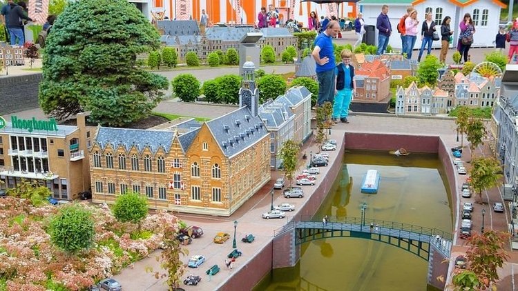 Парк миниатюр Madurodam Голландия