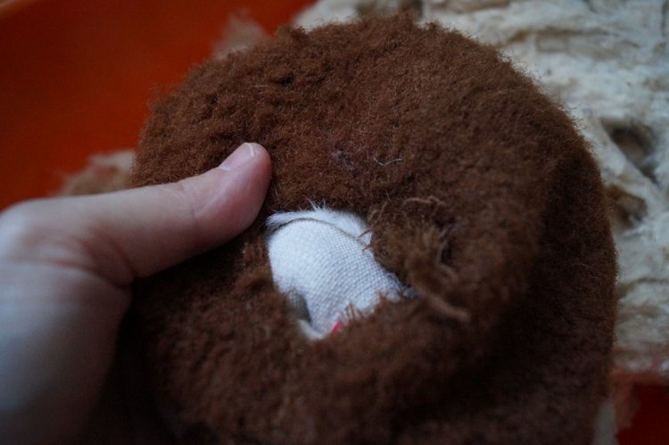 Третья выписка февраля. Сложная пациентка получила помощь нейрохирурга, бегемот Тотоша снова ловит шарики, лепка стоп +