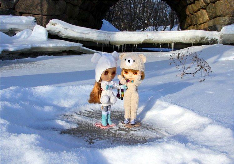 Зимняя прогулка Сони. Уникальная кукла от Сильвии Наттерер