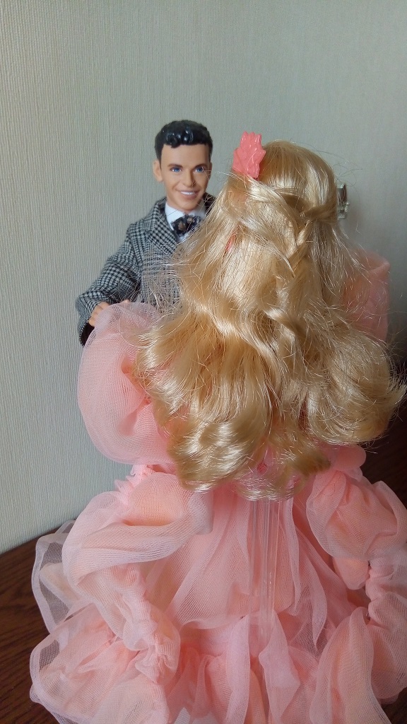 С Днем Влюбленных... в кукол