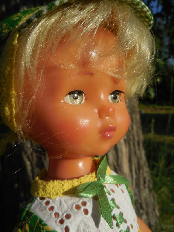 Маленькая история в картинках про друзей или мой не богатый опыт рисовок и пошива одежды для советских кукол