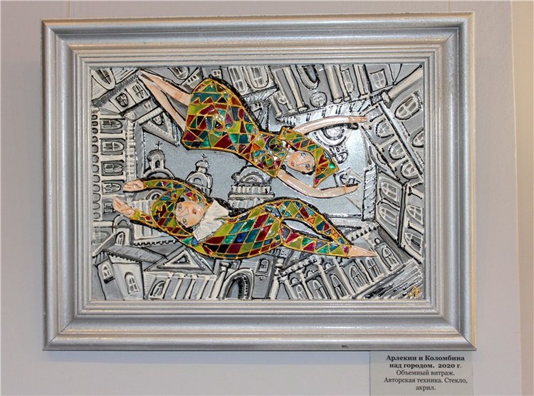 Выставка "Стекляндия" Елены Буровой в Твери