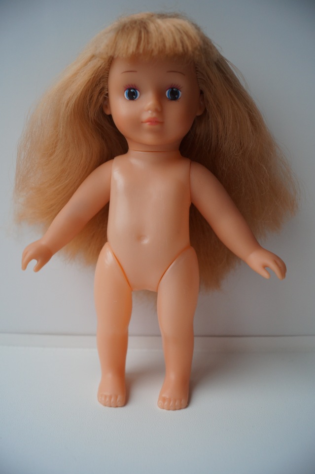 Первая выписка ноября. Починка шейного крепления у Братц, утерянная кисть восстановлена, как привести в порядок фабричную