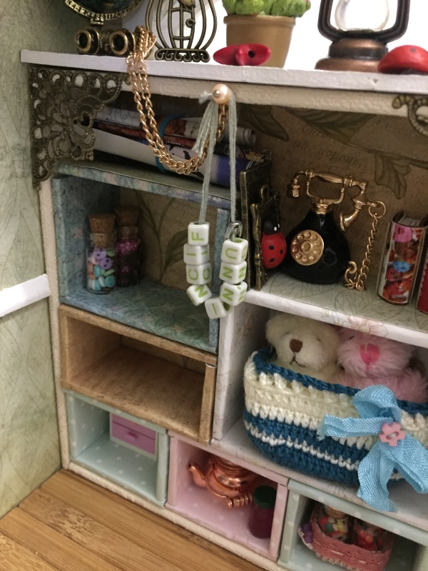 Дом швеи-вязальщицы — Румбоксы и кукольные интерьеры: фото