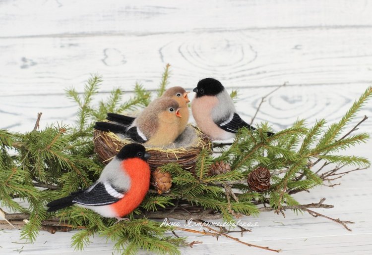 Снегири — Валяные игрушки из шерсти: сухое валяние (фото 2)