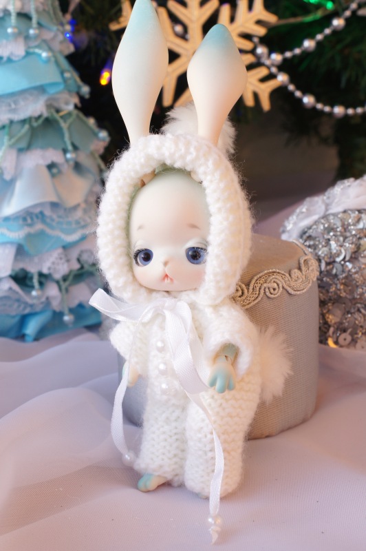 Зайка беленький под елочкой сидел... Dollzone Rabbit Senna (фото 8)