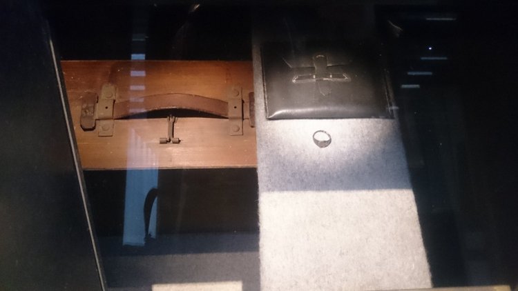 Спасибо Вам за смелость и отвагу, за небо мирное над головой