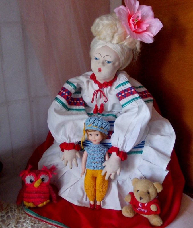 Мой подарок — Одежда и обувь для кукол своими руками: фото