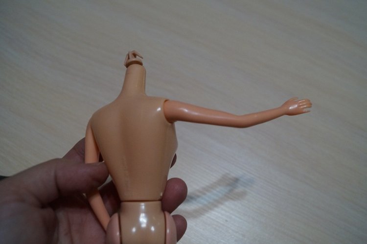 Вторая выписка декабря. Главная героиня нового года поправила своё здоровье. Лечим покусанные руки Барби, удаляем жир с