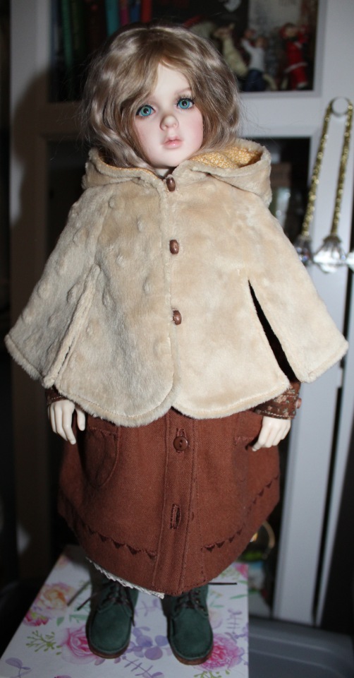 Новый наряд Розочки и прогулка в саду