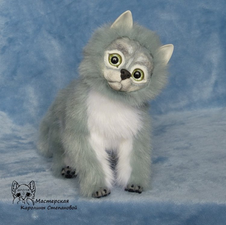 Серый волчонок, храбрый... маленький... Но с большим сердцем