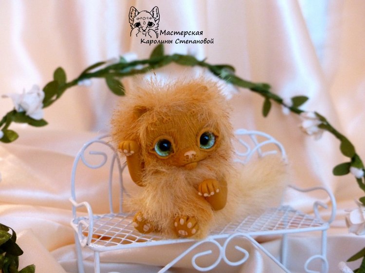 Котенок Персик 5.5 см — Игрушки в смешанной технике (мех и глина): Арт (фото 10)