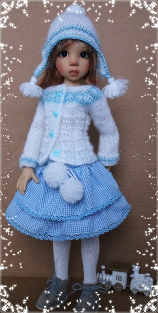 Новый год к нам мчится. Мисси от Kaye Wiggs (фото 2)