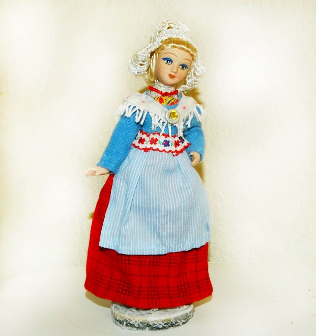 Весеннее путешествие по разным странам