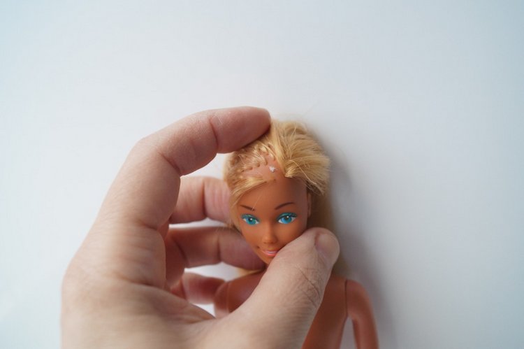 Вторая выписка января. Фарфоровая Снегурочка стала как новенькая. Зайчик снова видит. Как исправить западающий глазик у