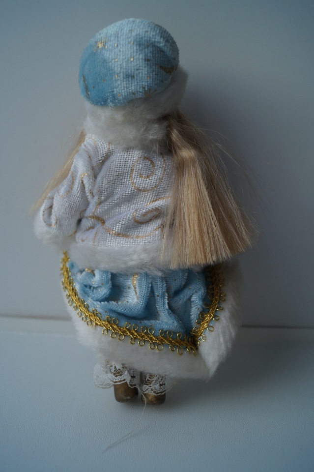 Вторая выписка января. Фарфоровая Снегурочка стала как новенькая. Зайчик снова видит. Как исправить западающий глазик у