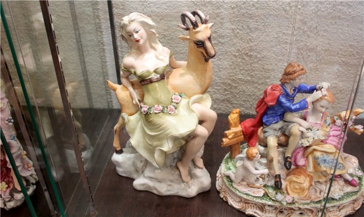 Старица, Музей фарфора — Фарфоровые статуэтки и фигурки: винтаж