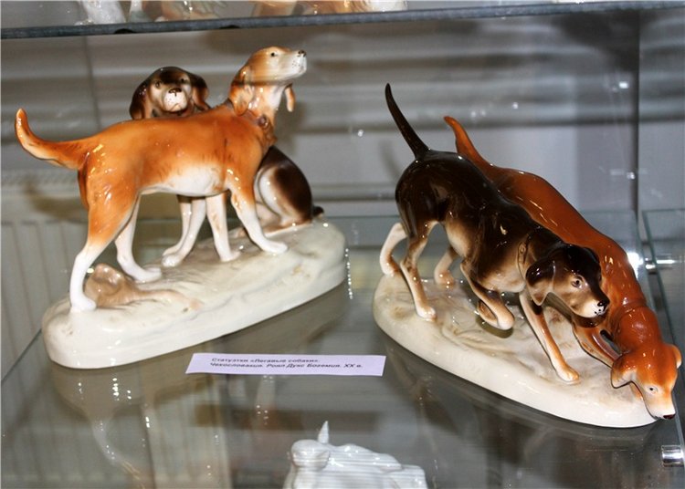 Выставка "Хрупкий мир фарфора", Старицкий краеведческий музей