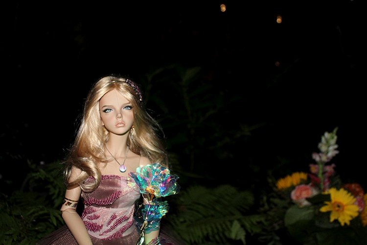 Мисс Бэйбики 2019. Бианка и волшебный цветок. Вечерняя прогулка по саду