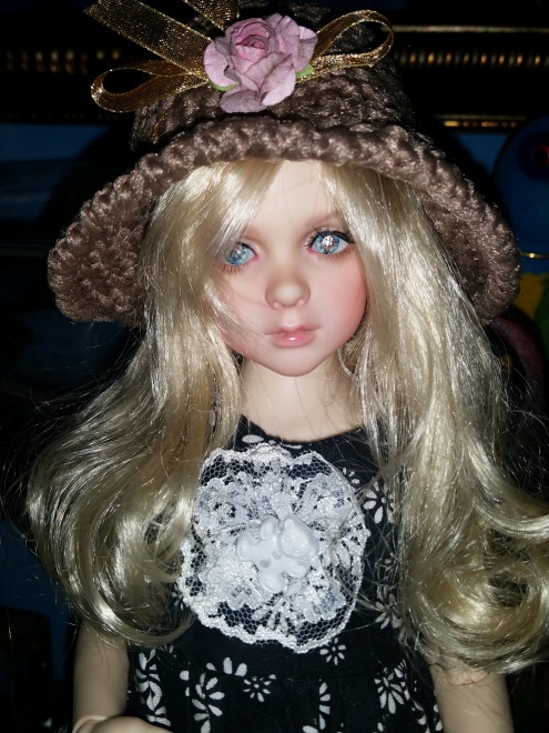 В поисках образа. Розочка примеряет парички. Опросник (фото 10)