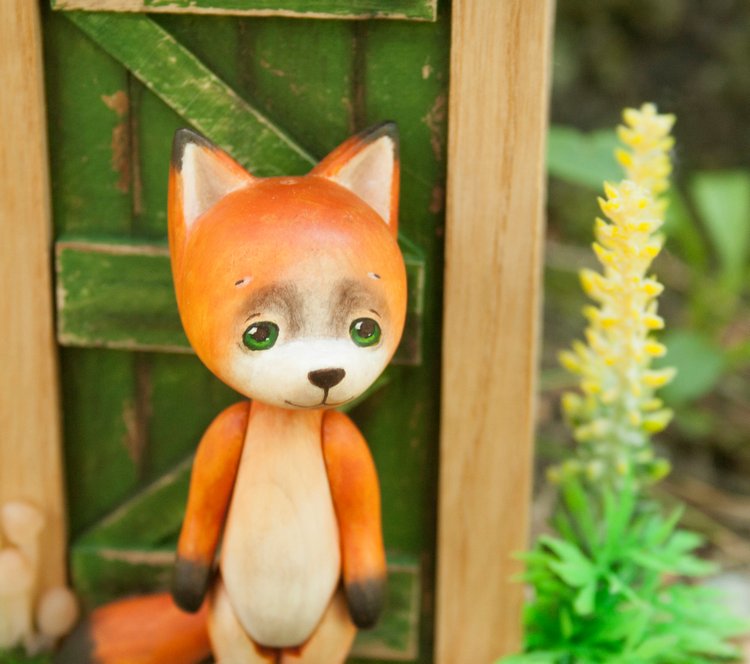Лисенок и дверь в лето — Авторские игрушки из дерева: резьба (фото 5)