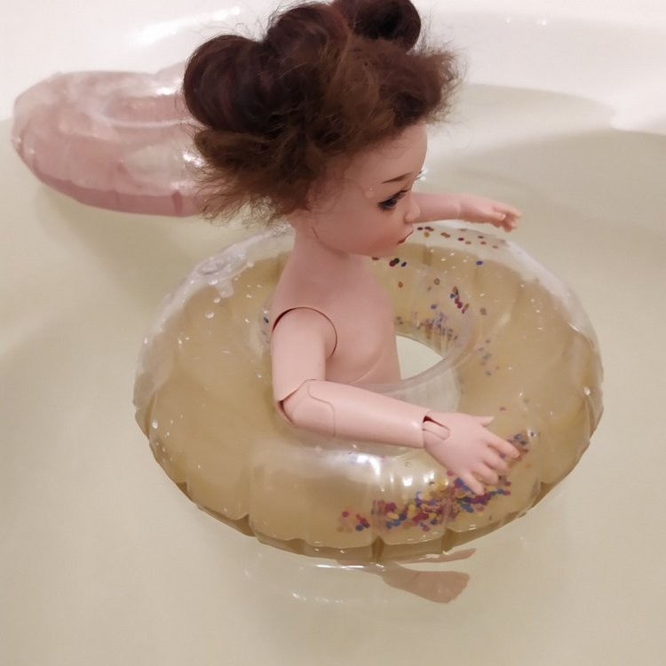 Как мы догоняли лето или примерка кругов для бассейна моей Боночкой (фото 6)