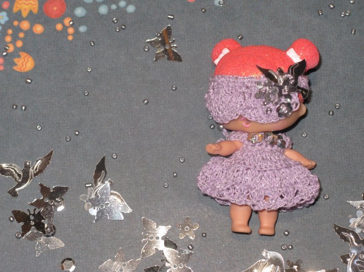 Спят усталые игрушки, ЛОЛки спят