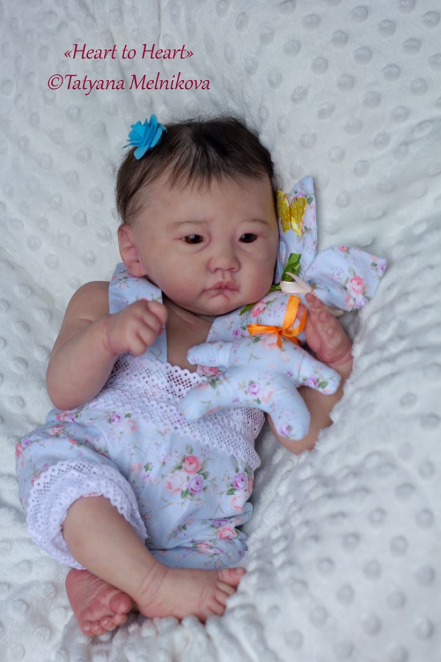 Вот такая азиатская бэбичка Ellory