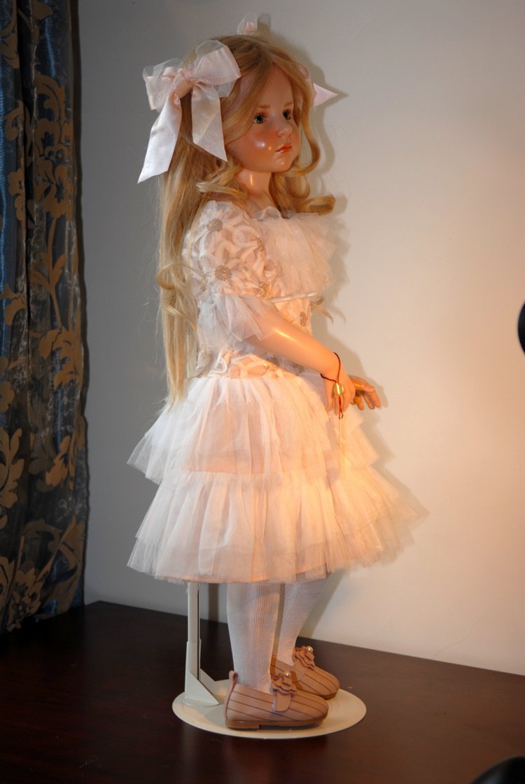 Новый образ для фарфоровой в воске Гунзелки