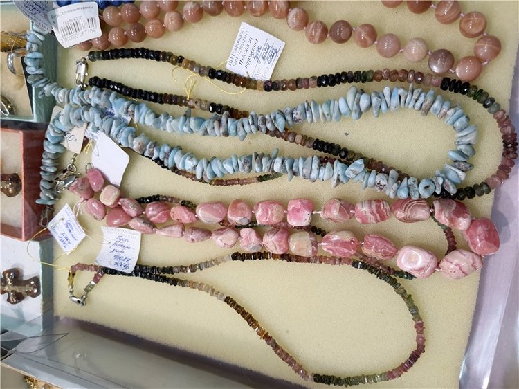 Выставка "Самоцветы Мира" в Твери