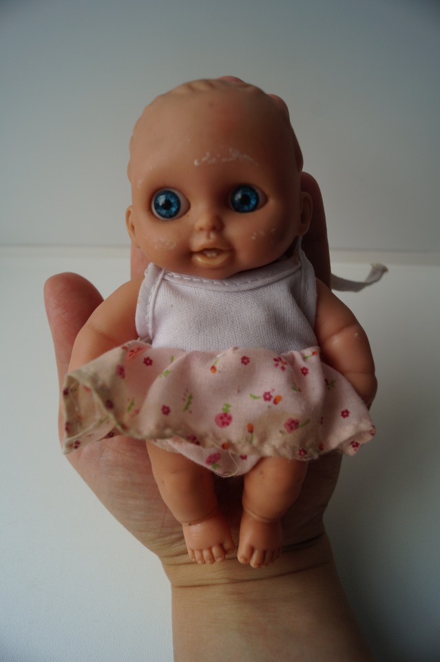 Первая июльская выписка. Две разные поломки шейного крепления - исправляем. Санаторий для кукол. И новые пациенты