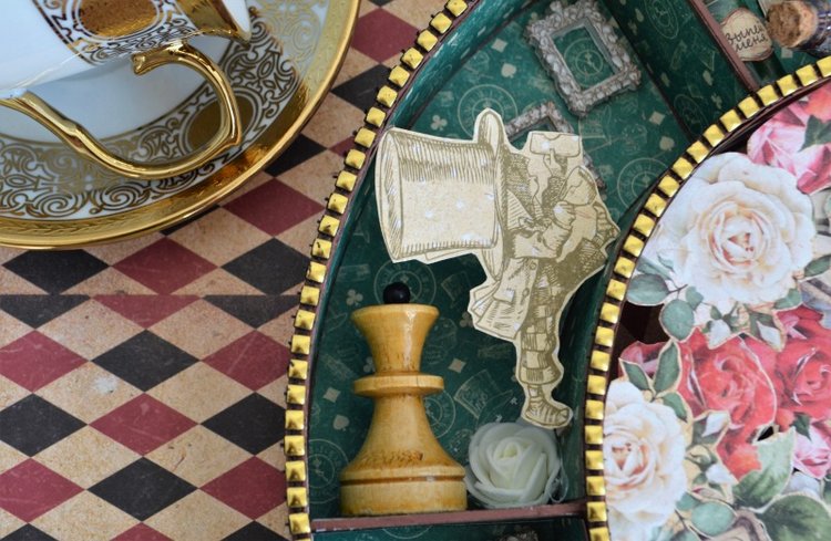 Часы "Моя Алиса" с миниатюрой