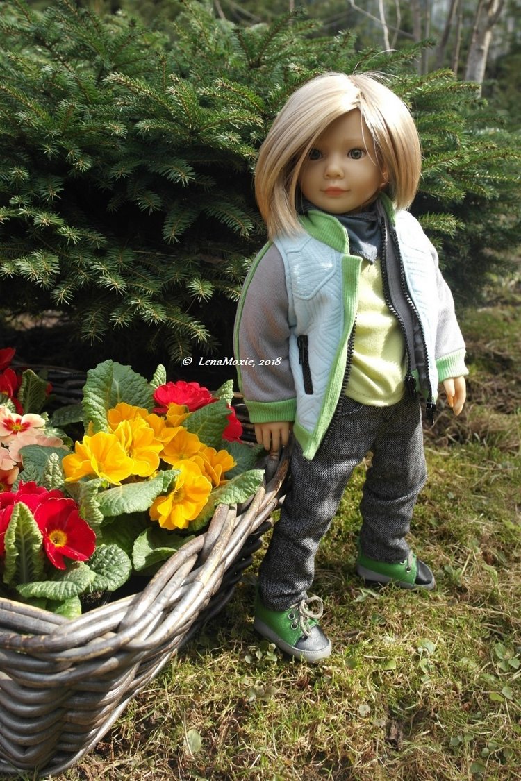 Тарас в апрельском саду — Куклы Kidz'n'Cats (Соня Хартман): шарнирные 46 см (фото 7)