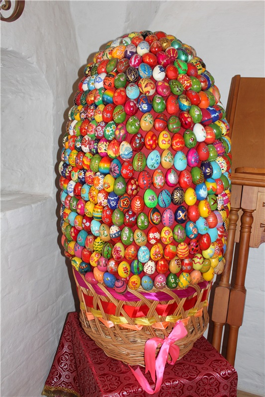 Накануне Светлого Праздника Пасхи. Старица, Свято-Успенский монастырь (фото 10)